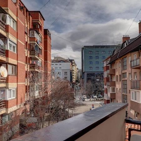 Town Square Apartment Priština Exteriér fotografie